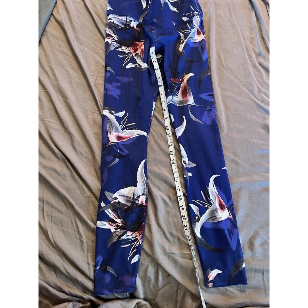 Guru Women's Floral Active Leggings Mid Rise Size Small EUC